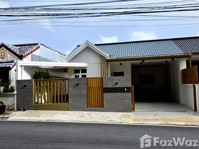 Townhouses for sale Super Cheap Market : 3 Bedroom Townhouse for sale at Sri Suchart Grand View 2