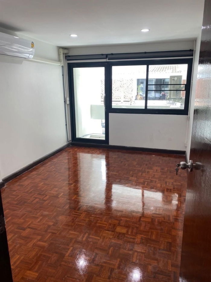 picture #R5695 🎉 130868 Home office for rent Sukhumvit 26 (Soi Ari) - 12/12