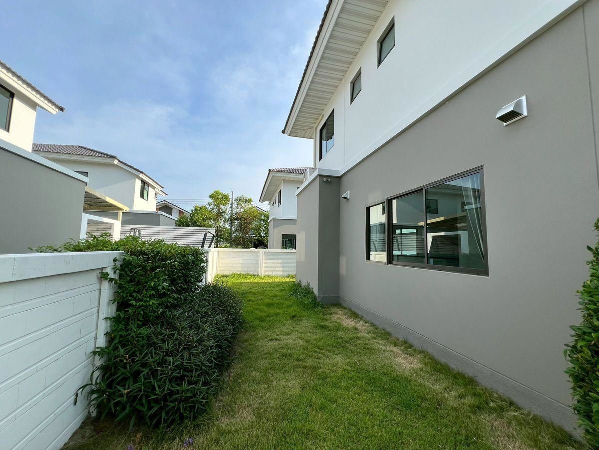 picture House for rent 🔥 Perfect Place Ramindra - Wongwaen 🔥 3 bedrooms, 2 bathrooms, fully furnished and equipped with appliances. - 7/21