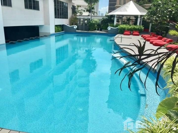 picture 3 Bedroom Condo for sale at The Waterford Diamond - 10/12