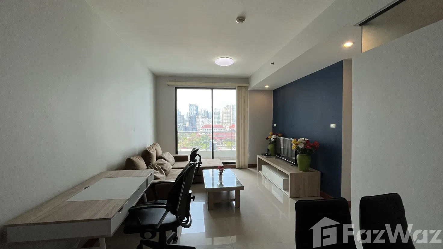 picture Luxury Living in Khlong Toei Nuea: Savour an Urban Oasis Today! - 7/13