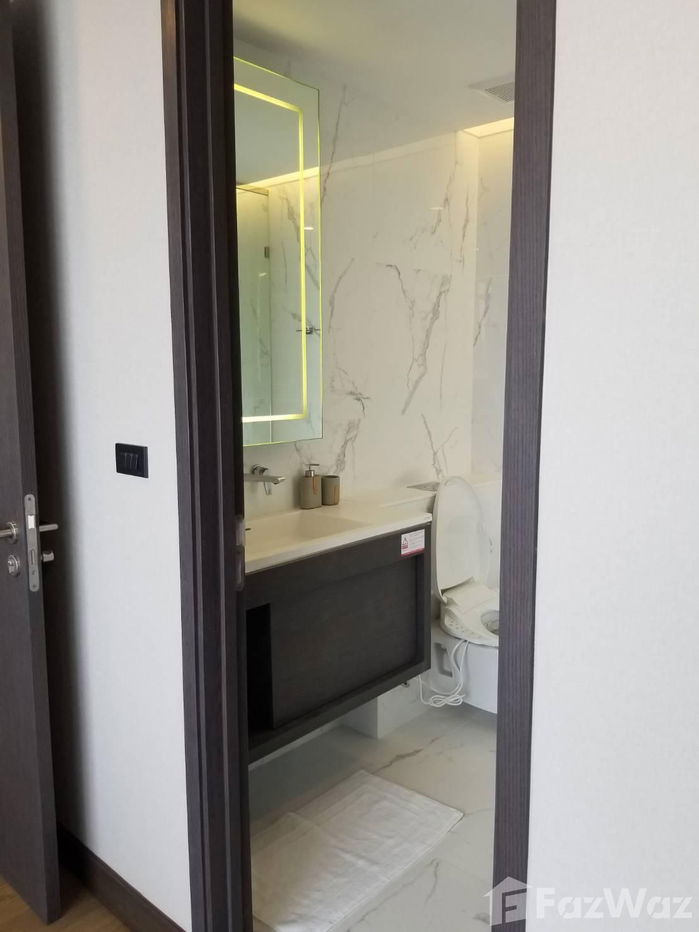 picture Fully Furnished 2 Bedrooms For Sale / Rent - 17/21