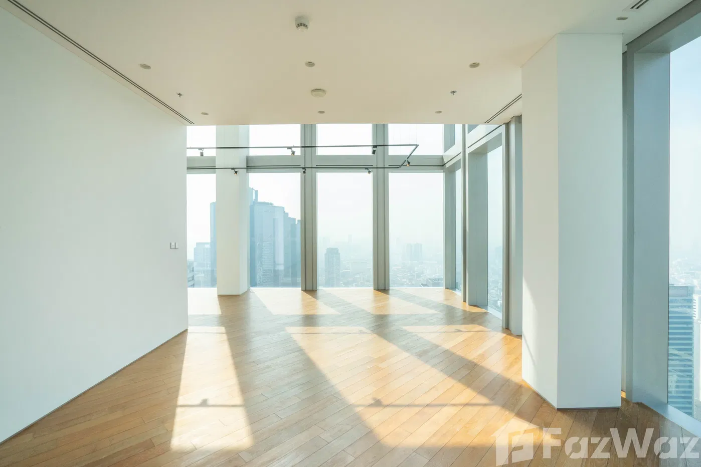 picture Amazing Pet Friendly Duplex For Sale - 34/35