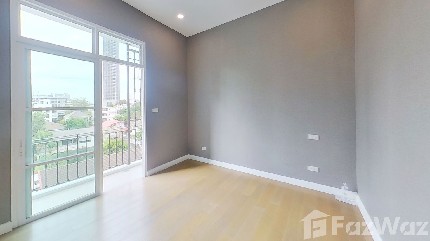 picture Opulently Bedecked: Unforgettable Bangkok Condo for Anyone Seeking Grandeur - 8/13