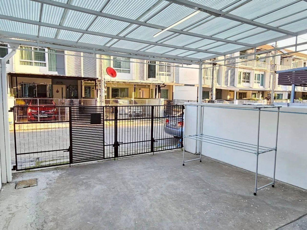 รูป Townhome  3 ชั้น เช่า เดินทางง่าย 4 เส้นทางหลัก กรุงเทพกรีฑา/พระราม 9/ศรีนครินทร์/รามคำแหง - รูปที่ 8/21