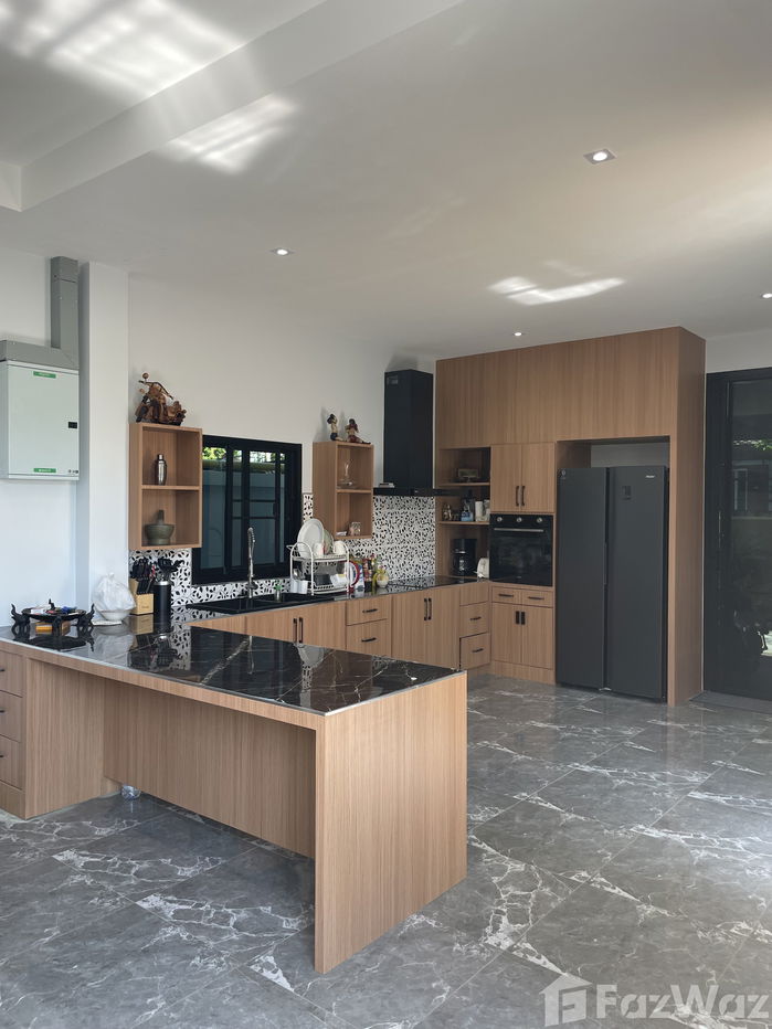picture 3 Bedroom Villa for sale in Rawai, Phuket - 7/25