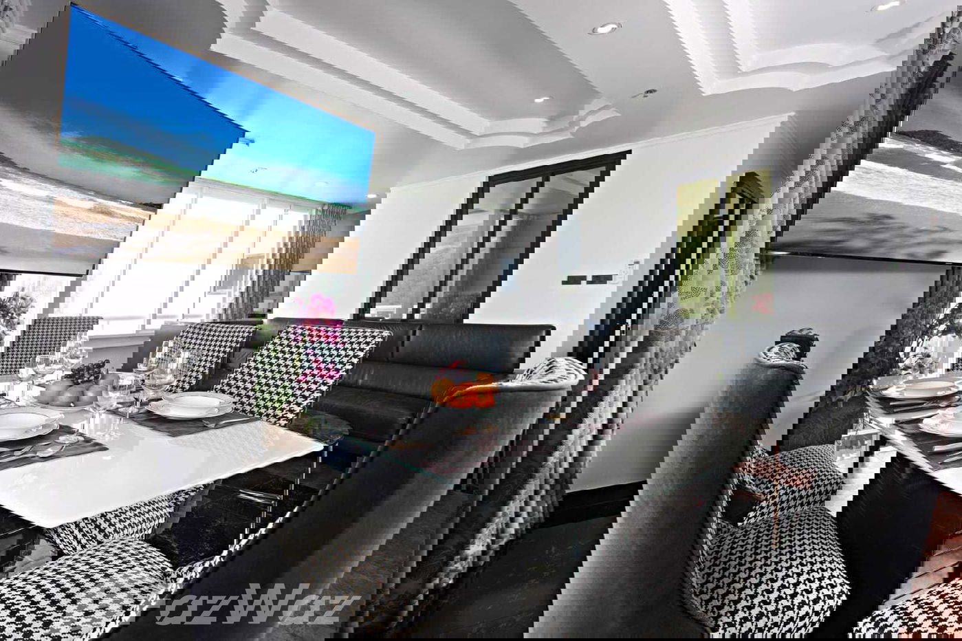 picture 2 Bedroom Condo for sale at Patong Tower - 4/5