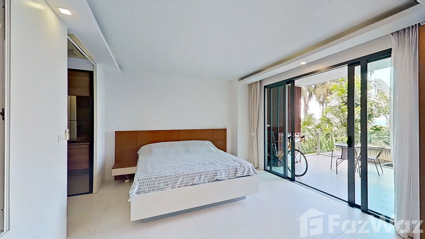 picture 2 Bedroom Condo for sale at At The Tree Condominium - 4/25