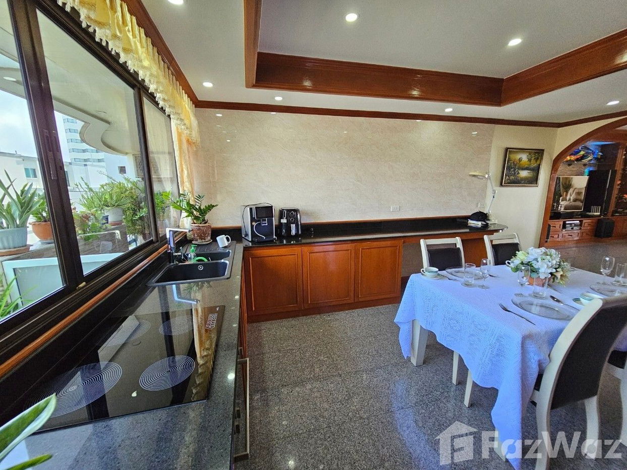 picture Condo next to Jomtien Beach, Dongtan Curve. 180 degree sea - 12/31