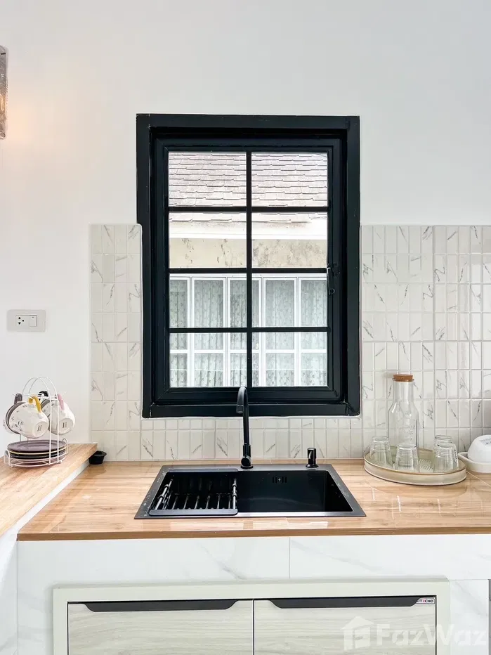picture Detached 3-Bedroom Renovated Corner Unit in Neramit 3 - 13/16