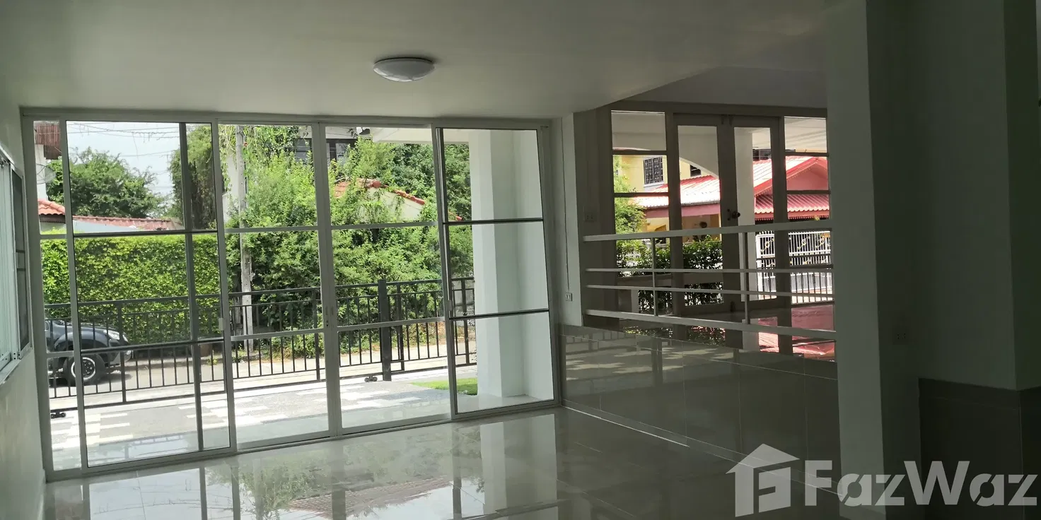 picture 4 Bedroom House for sale in Saen Saep, Bangkok - 47/51