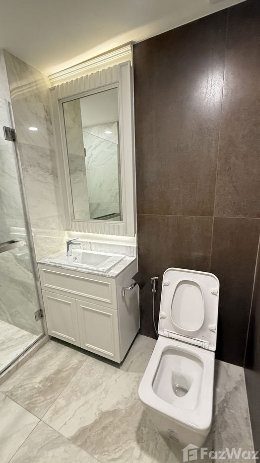 picture Two Bedrooms Condo For Sale & Rent - 14/28