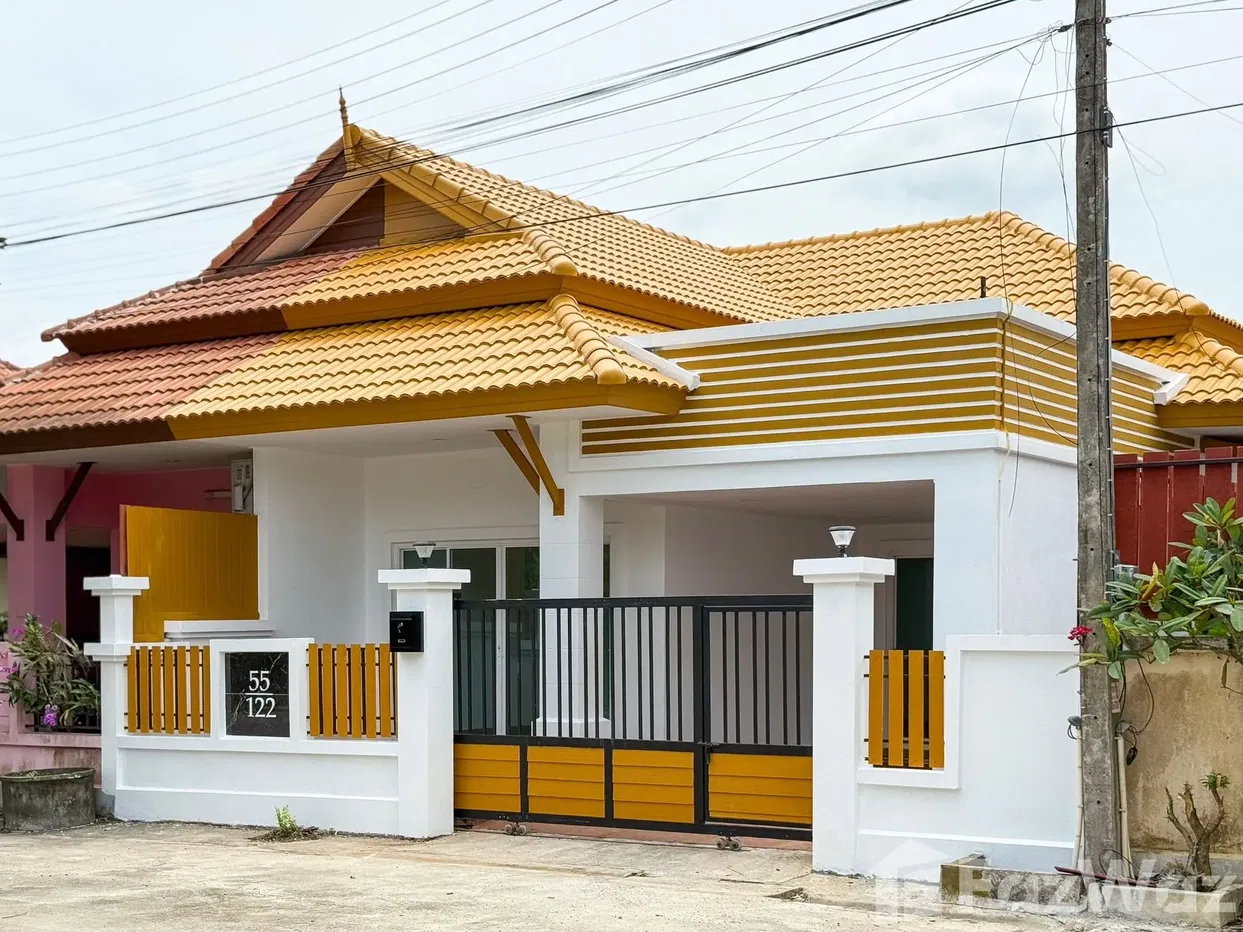 picture Newly Renovated House - 1/20