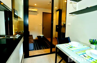 Condos for sale Central Pattaya Road : For Sale – The Base Pattaya (Tower B)