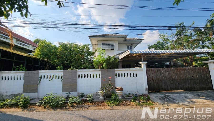 รูป 68040538 : ขายบ้านเดี่ยว 2 ชั้น ขนาด 94 ตร.ว. หมู่บ้านพลายรัตนะ ถนนพหลโยธิน 54/1 แยก 6 สายไหม กรุงเทพ - รูปที่ 1/23