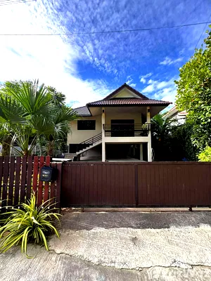 Houses for rent Surat Thani : 3 Bedroom House for rent in Ang Thong, Surat Thani  5641361