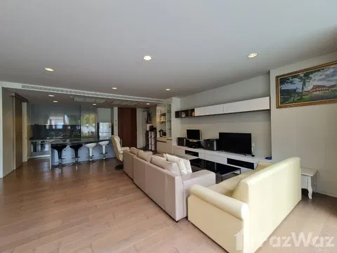 3 Bedroom Condo for sale at Baan Sumranlom