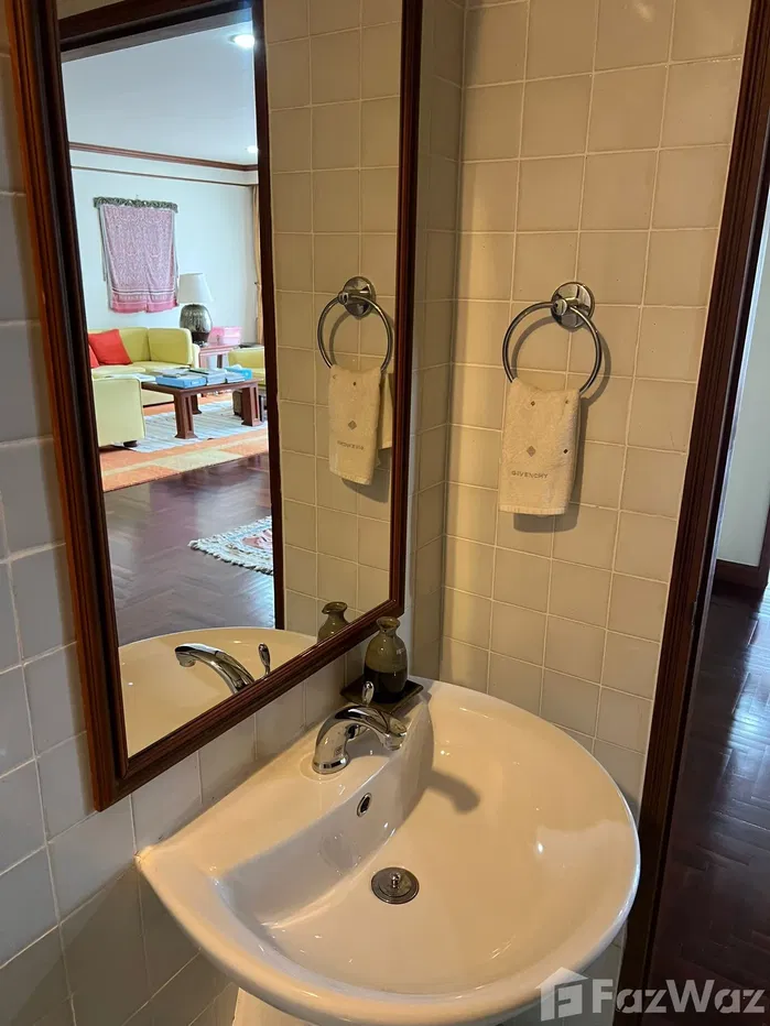 picture Golf-View 3 Bedroom Freehold Condo - 43/47