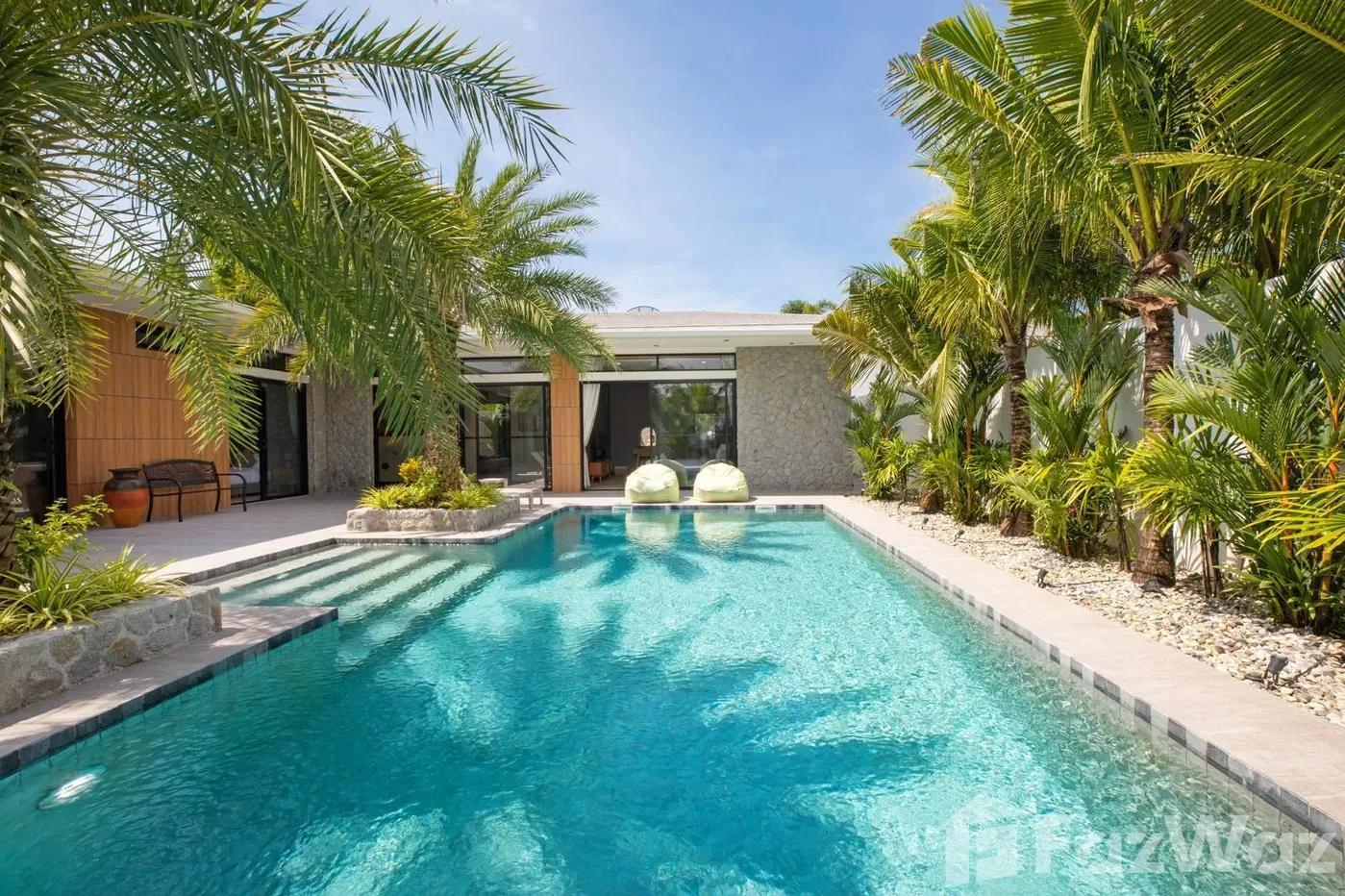 picture 4 Bedroom Villa for sale in Rawai, Phuket - 1/35