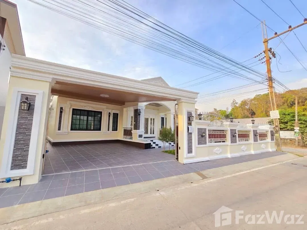 picture 3 Bedroom House for sale in Na Kluea, Chon Buri - 3/38