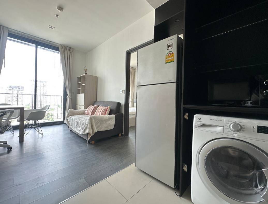 picture Condo for rent :    Edge Sukhumvit 23  ((BTS Asoke  )) MK-02  line @livingbkk - 5/9