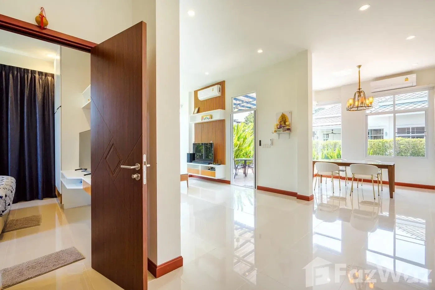 picture Private Pool Villa in Black Mountain Golf Course - 37/44