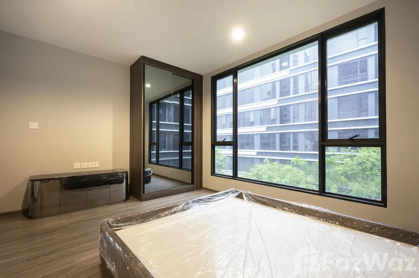 picture 3 Bedroom Condo for sale at Ideo Mobi Sukhumvit 40 - 12/17