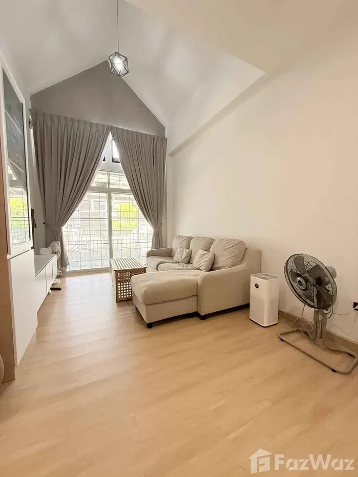 picture 2 Bedroom Townhouse for sale at Canna Rong Po - 9/19