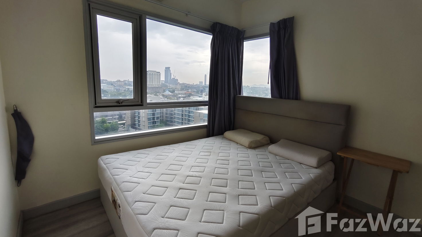 picture Centric Sea Pattaya: Your Oceanfront Oasis - 4/13