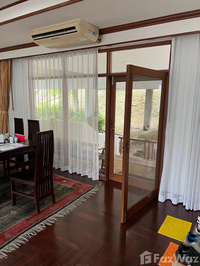 picture Golf-View 3 Bedroom Freehold Condo - 35/47