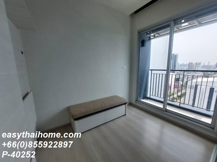 picture P-40252 Condo for rent Life Ratchadapisek fully furnished (Confirm again when visit).  - 6/8