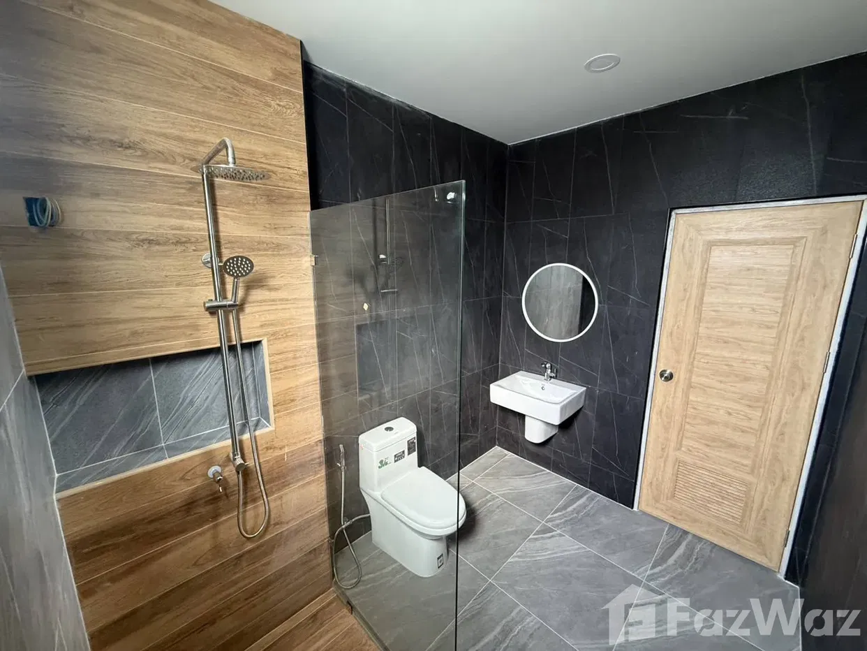 picture New single house at Phet Kanchan village for sale - 6/11