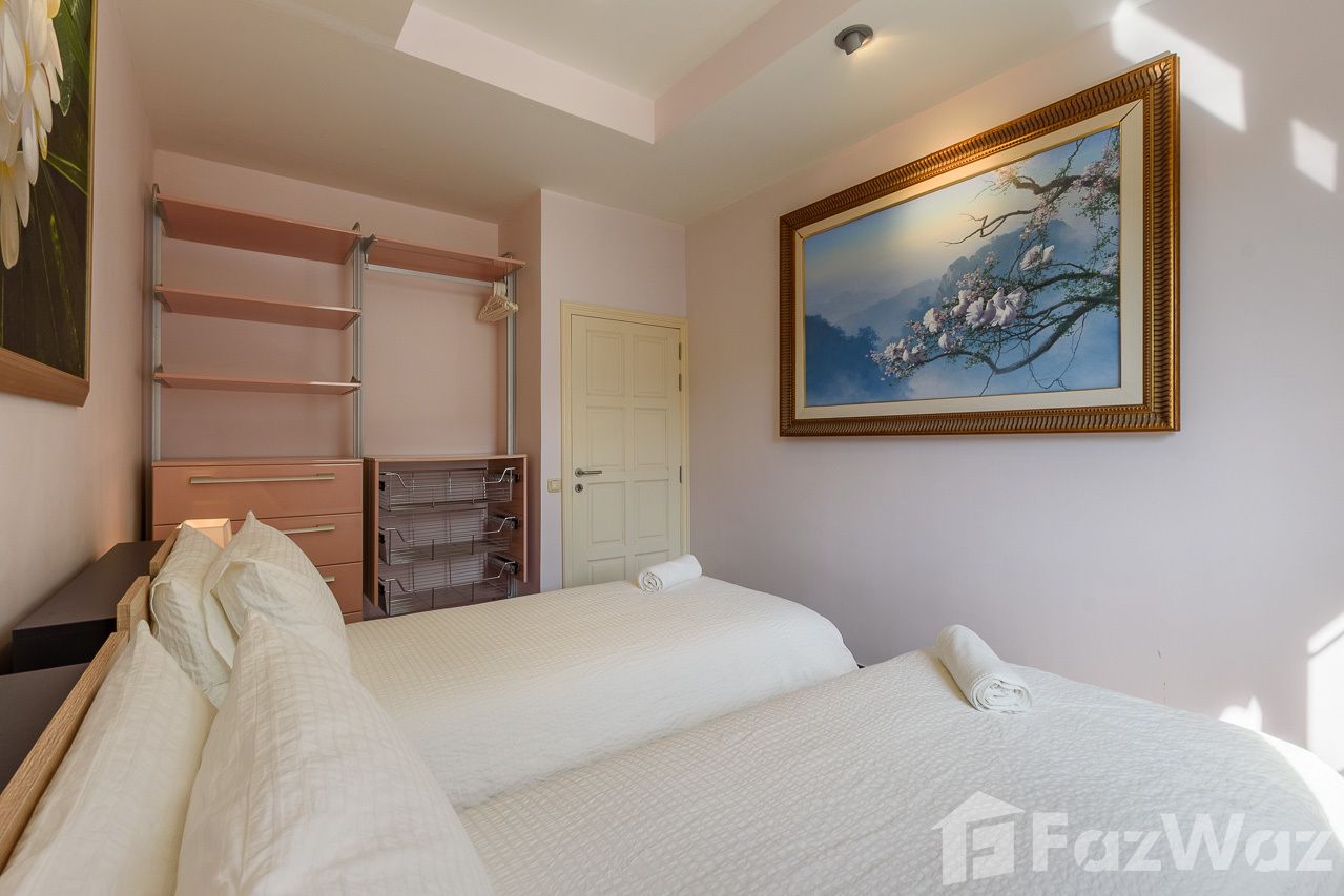 picture Stunning seaview townhouse with shared pool and garden. - 24/30