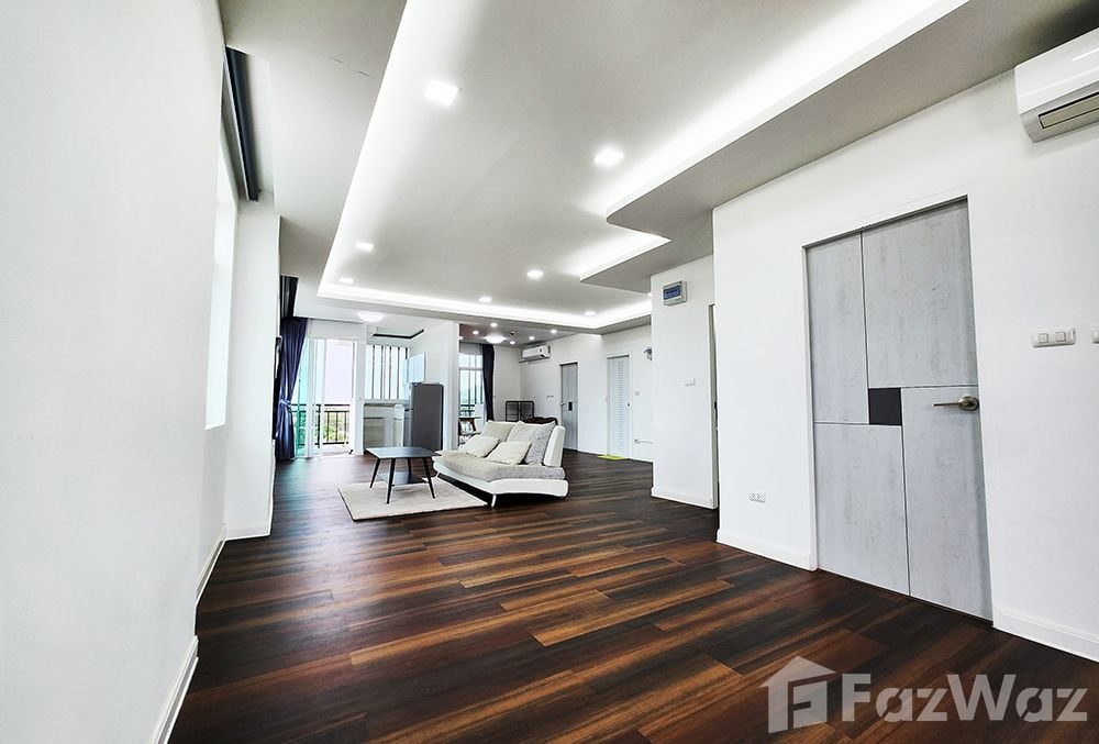 picture THE BEST 2 bedroom penthouse TOP floor CORNER Unit - 4/29