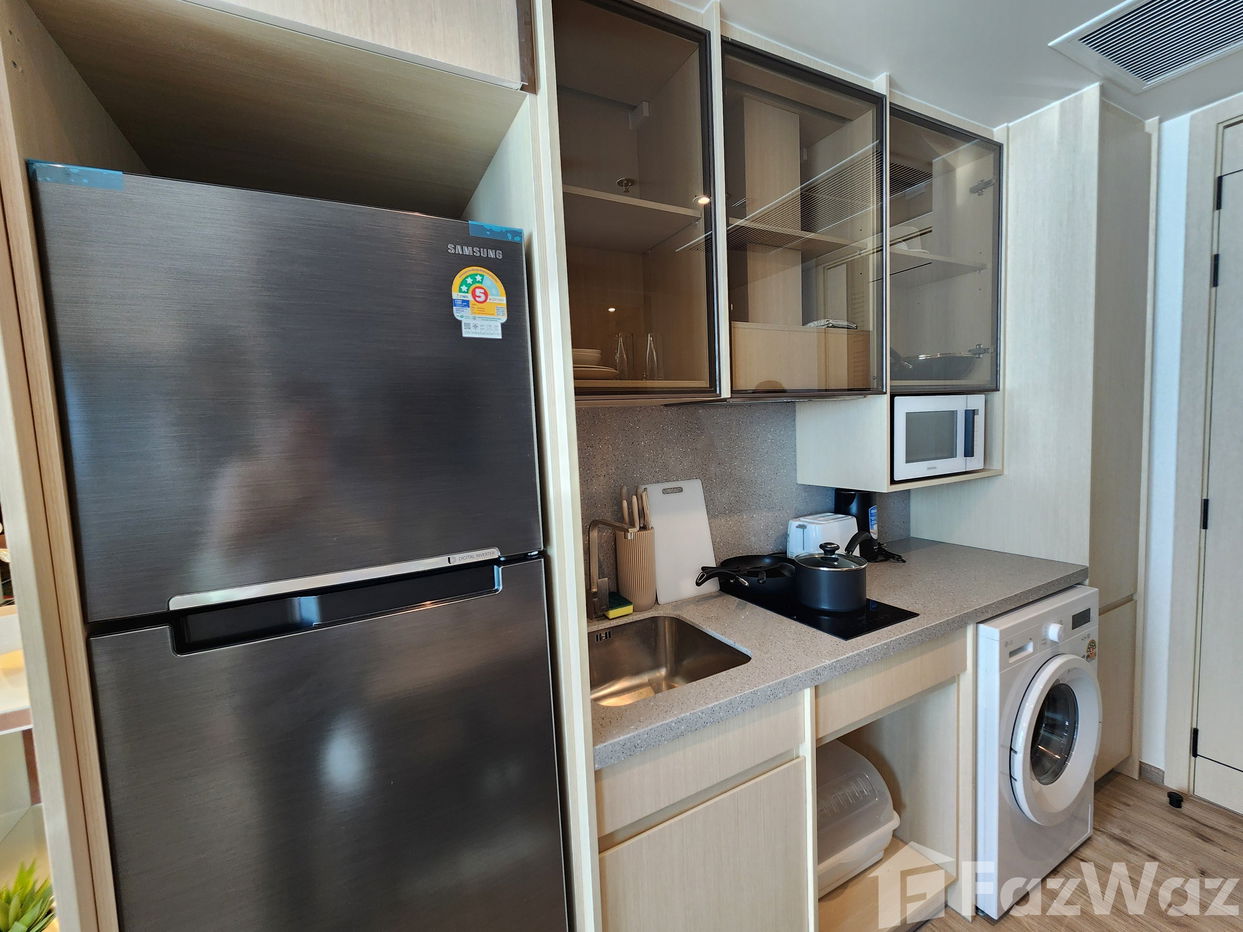 picture 1-Bedroom Condo for Sale at Arom Wongamat - 5/13