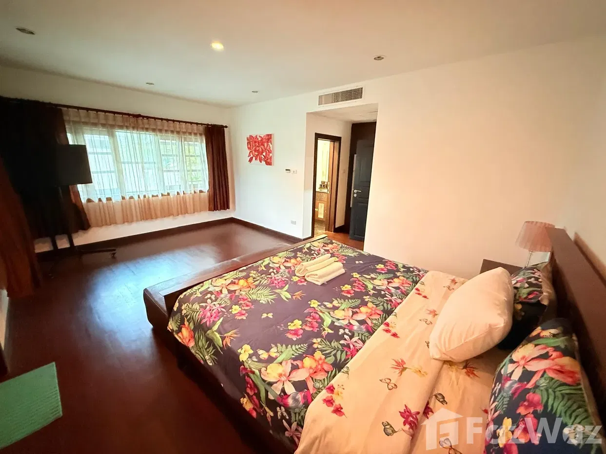 picture Rare 5-Bedroom Villa Near Hua Hin Town with Mountain Views - 38/44
