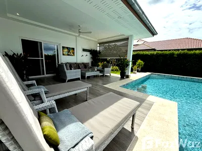 Houses for sale Thap Tai, Prachuap Khiri Khan : Spacious 3 bed 2 bath Home with Scenic Views and Privacy