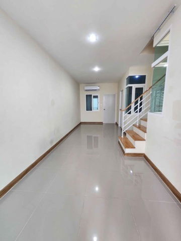 picture Suvarnabhumi Airport 6.9km. Townhome 2Storeys SuanLuang 19sq.wa Chaloem Phrakiat Rama9 Soi 30 Prawet - 3/8