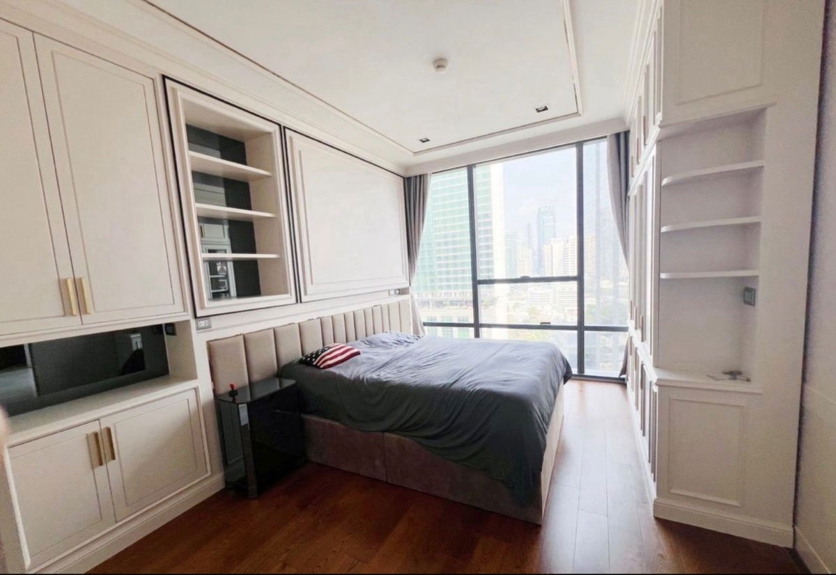 picture Rent The Bangkok Sathorn, beautiful, luxurious, with private elevator, near BTS Surasak. Interested, add Line @841qqlnr - 1/10