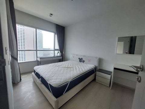 P-40252 Condo for rent Life Ratchadapisek fully furnished (Confirm again when visit). 
