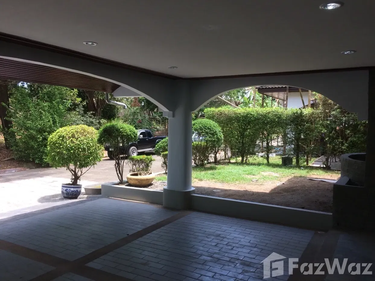 picture Ideal house to spend your retirement - 4/22