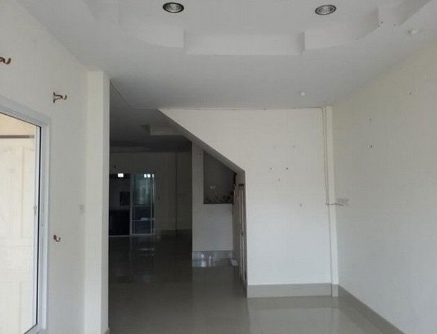 picture FOR SALE  TOWNHOUSE PROPERTY  1700000 BAHT. - 4/8