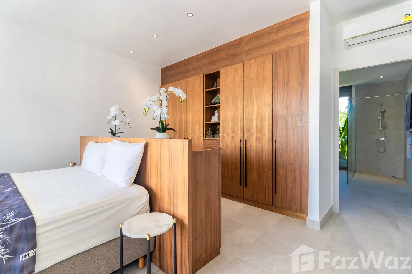 picture Stunning beachfront penthouse with a private pool and 3 bed - 29/35