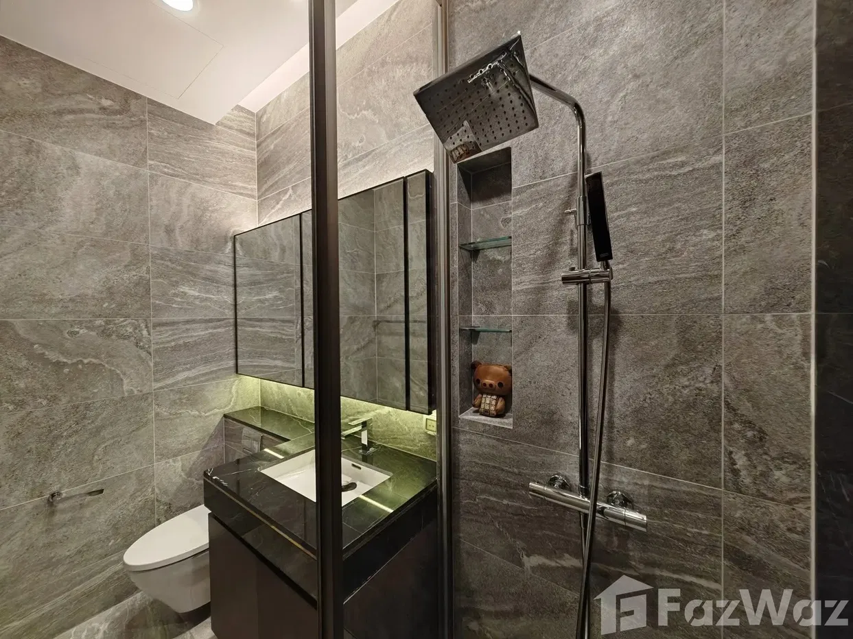 picture . 5630579 - 14/16