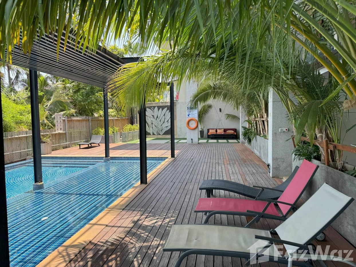 picture Stunning 35 m² Condo at "At The Tree" in Rawai, Phuket - 19/21