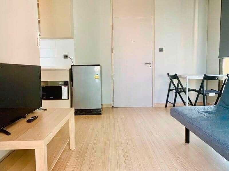 รูป 🔐#PO2307_033 🔐🗓️ ว่างพร้อมอยู่🗓️𝐅𝐨𝐫 𝐑𝐞𝐧𝐭 ( 32𝐬𝐪𝐦. 1bed/1bath )𝐋𝐮𝐦𝐩𝐢𝐧𝐢 𝐒𝐮𝐢𝐭𝐞 𝐏𝐡𝐞𝐭𝐜𝐡𝐚𝐛𝐮𝐫𝐢-𝐌𝐚𝐤𝐤𝐚𝐬𝐚𝐧 - รูปที่ 2/9