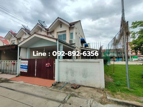 ขายทาวน์เฮ้าส์ 2 ชั้น 30 ตรว. หลังมุม หมู่บ้านกลอรี่เฮ้าส์เฟส3 Glory House 3 ทำเลดีติดถนนพหลโยธิน ใกล้นิคมอุตสาหกรรมนวนคร