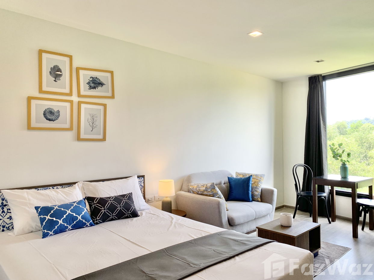picture Like New Upper Class Condo near Central Phuket For Sale - 1/22