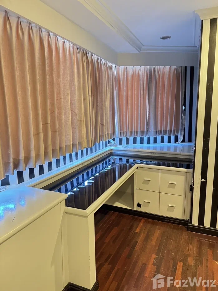 รูป คอนโดให้เช่า 3 ห้องนอน ในโครงการ เพรสซิเด้นท์ พาร์ค สุขุมวิท 24 5634943 - รูปที่ 8/12