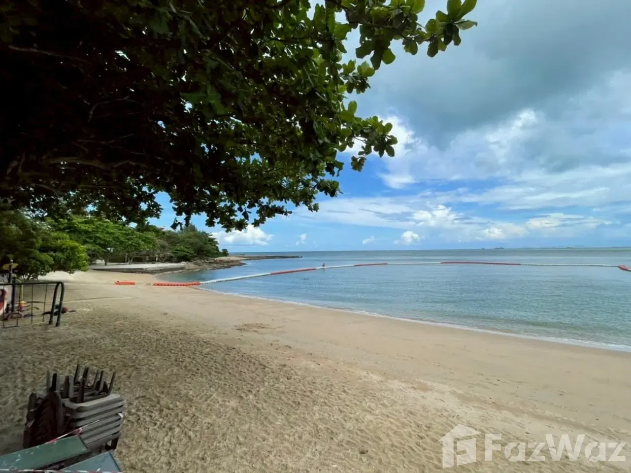 picture 5 Bedroom Villa for sale in Na Kluea, Chon Buri - 7/11